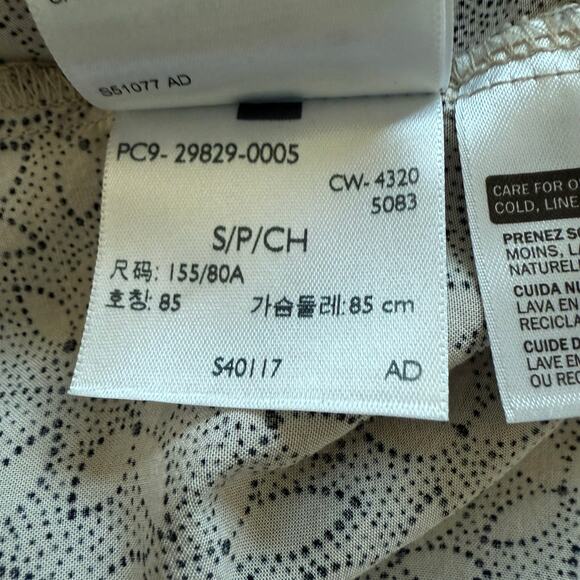 Bundle of 2 Levi's Tank Tops Sleeveless Tie-Strap Blouse Womens Size Small - Picture 7 of 12